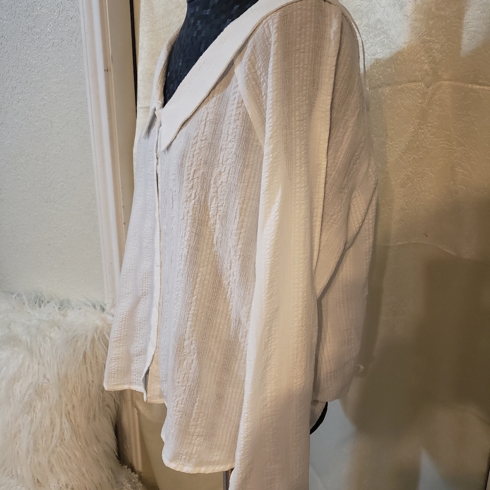 Everly top - Picture 2 of 5